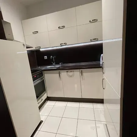 120 M2 In The Centre Of The Old Town Apartment