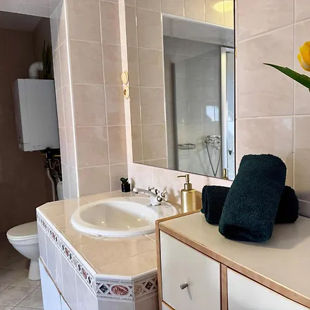 120 M2 In The Centre Of The Old Town