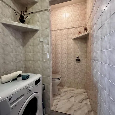 公寓 120 M2 In The Centre Of The Old Town *