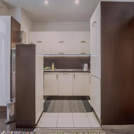 120 M2 In The Centre Of The Old Town